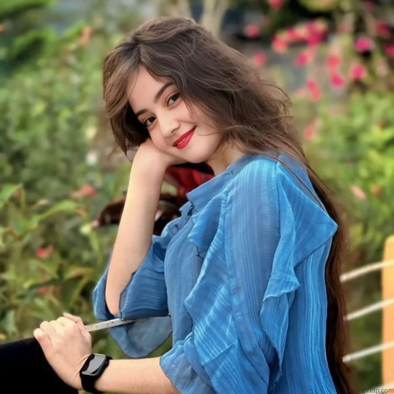 1196-stylish-girls-dp-images-photos-pictures-pics-wallpapers